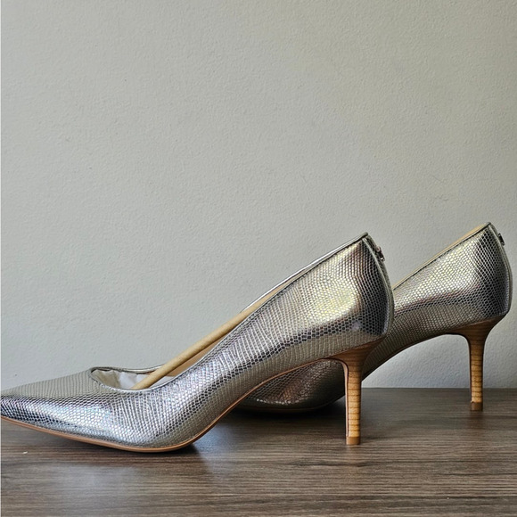 Lauren Ralph Lauren Women's Lanette Pointed Toe Pumps Size 9.5 Silver NWT - Picture 2 of 8